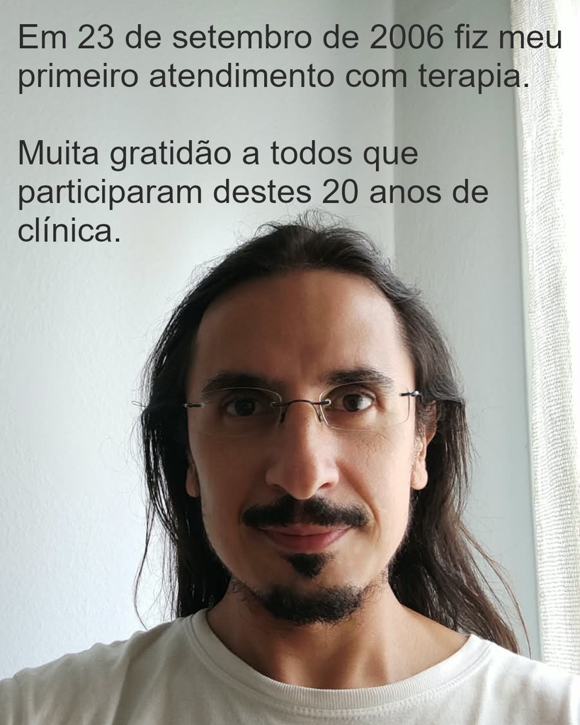 Há 20 anos, em 23 de setembro de 2006, realizei a minha primeira sessão de terapia. Ali começava a minha jornada e propósito de auxiliar no autoconhecimento, no desenvolvimento, no cuidado, na integração da consciência e no aprofundamento da espiritualidade.
Através das sessões de Psicanálise, de Sinos Tibetanos e de Terapia de Vidas Passadas sigo testemunhando o poder transformador do escutar, do acolher, do cuidar, do insistir no processo terapêutico, da busca pelo autoconhecimento e da busca espiritual.
Minha profunda gratidão 🙏 por todos os clientes e por todas as pessoas que fizeram a sessão inicial cortesia ao longo desses 20 anos. Essas horas de encontro e troca foram, sem dúvidas, momentos muito preciosos.
Sigo muito animado e entusiasmado para os próximos anos de atendimento e que possamos continuar, retomar ou iniciar o momento mais verdadeiro e profundo da vida, a hora de nossa sessão de terapia, vamos juntos 🙂 ?
🙂🙏🙏🙏🙌
#Terapia
#Terapeuta
#Psicanalise
#PsicanaliseOnline
#Psicanalista
#SinosTibetanos
#TerapiaDeVidasPassadas
#SaudeEmocional
#DesenvolvimentoPessoal
#Autoconhecimento
#Espiritualidade